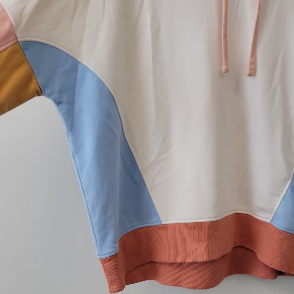 Natural Reflections Modern Colorblock Pullover Hoodie - Picture 6 of 15